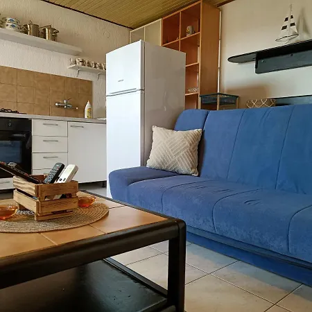 Apartment Luka *