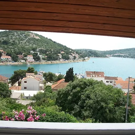 Luka 티스노