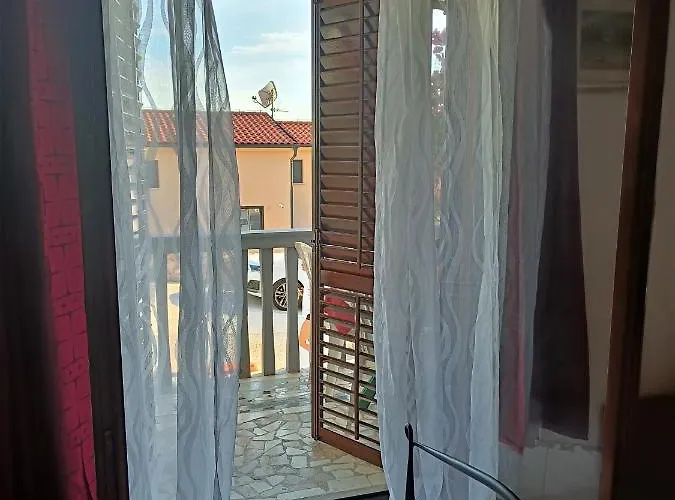 Luka Apartamento Tisno