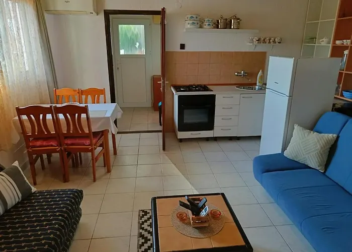 Luka Apartamento Tisno